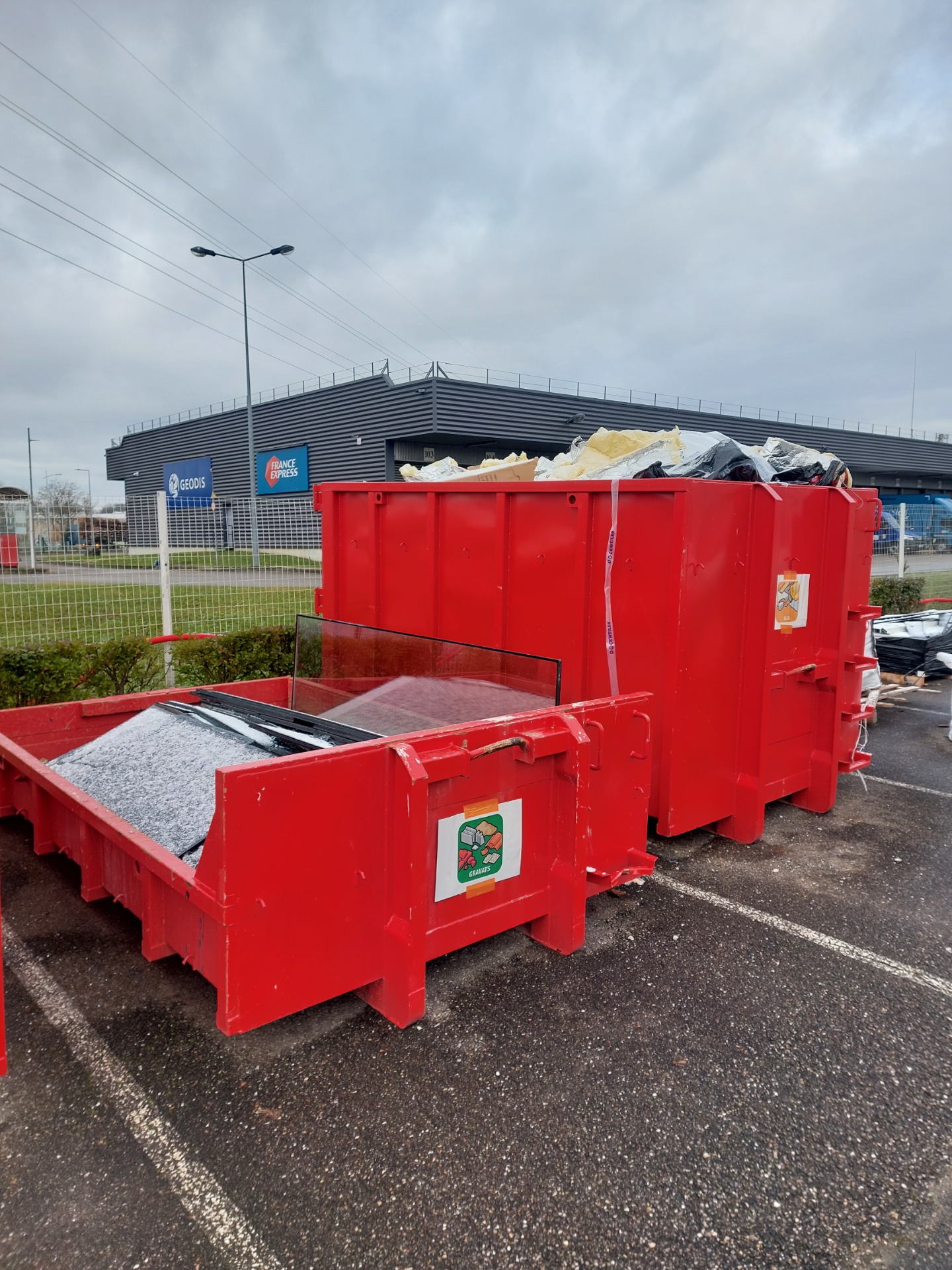 Chez AD services vous pourrez avoir un prix  spécial ( 2026) pour une location de benne pour vider une maison, prix pour location de benne particulier, tarif location benne à gravat, prix location benne 30m3, louer une benne à la mairie prix,  location de benne pour particulier, location de benne tarif.